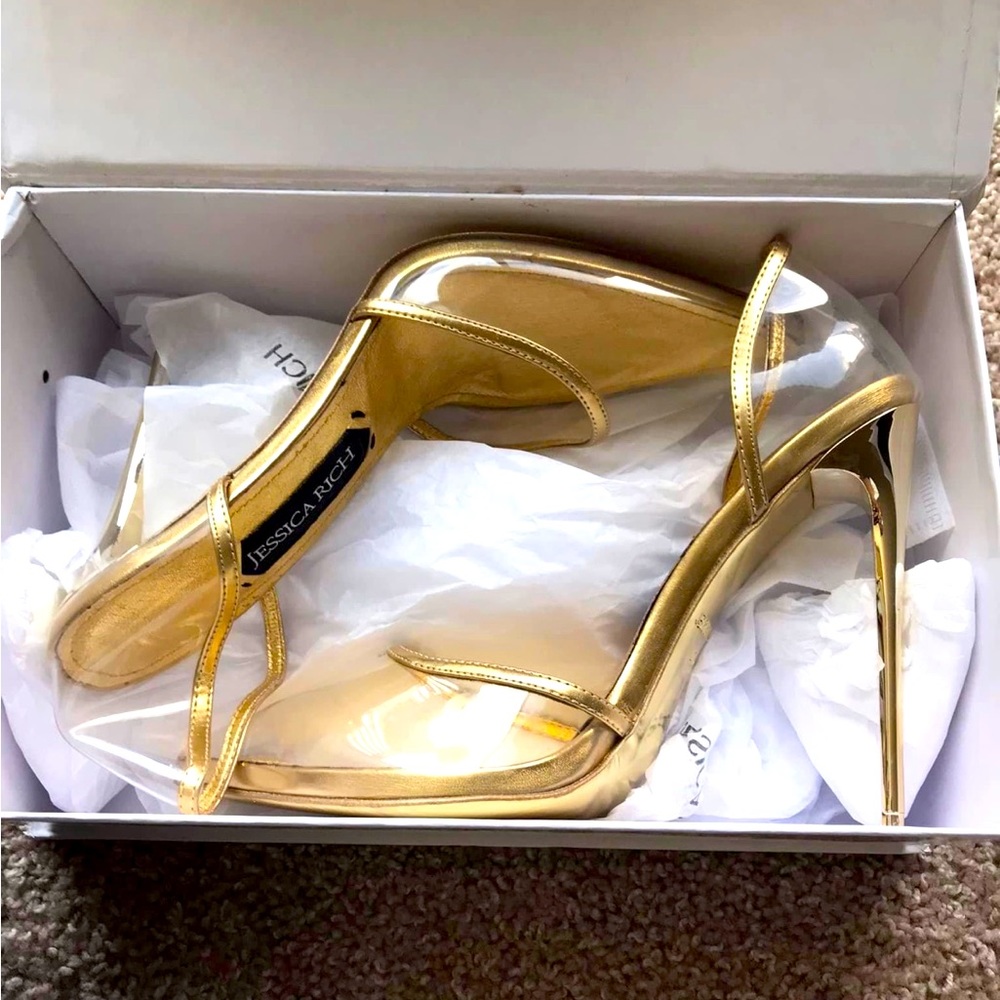 Jessica Rich clear and gold Pumps
